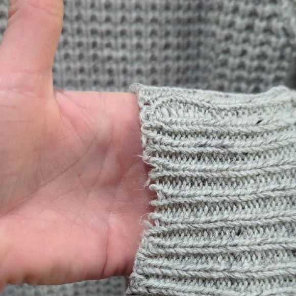 Vintage Oleg Cassini Gray Cable Knit Cardigan - Picture 7 of 12